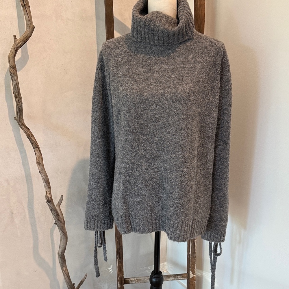Lovers + Friends Charcoal Turtleneck Sweater